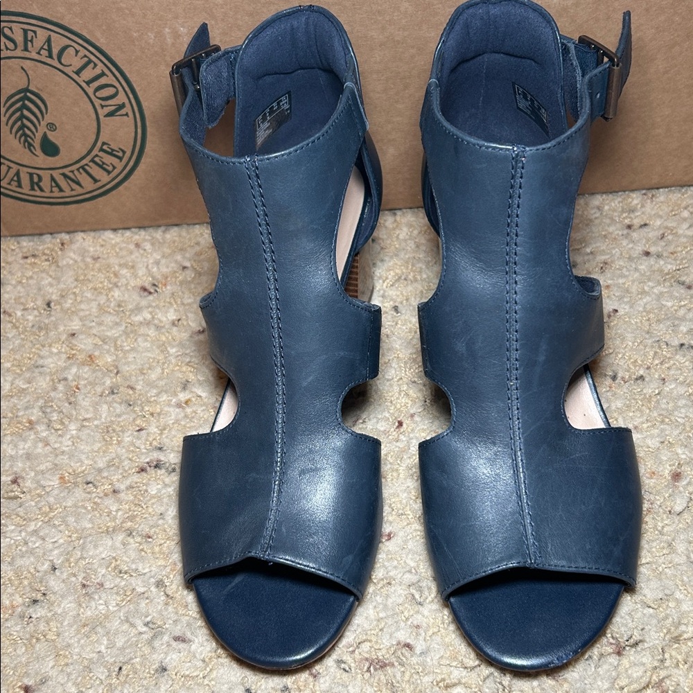 Clarks Deva Heidi - image 1